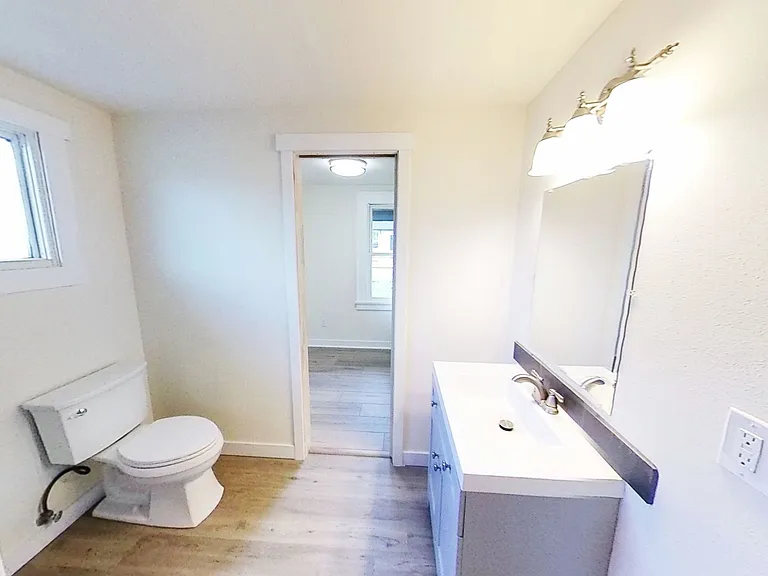 1301 Kearney St — Photo 16