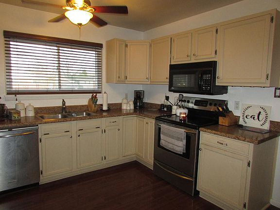 5th image of 709 Houdon Ln