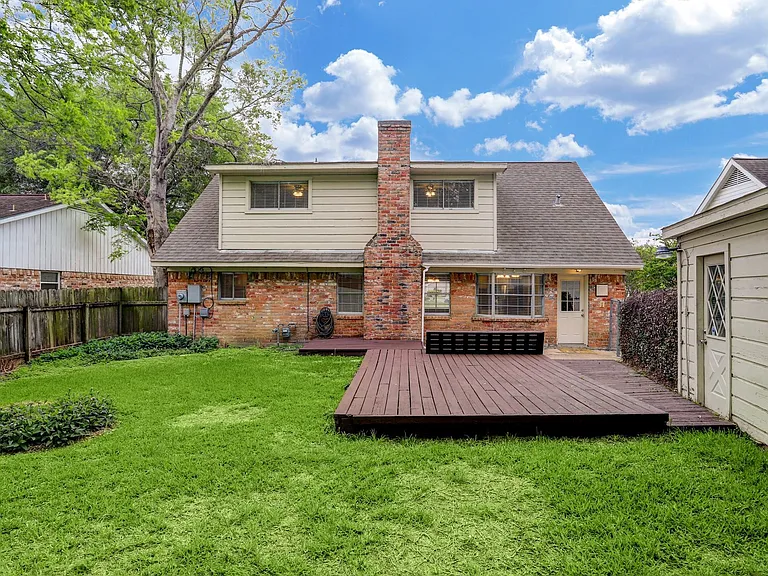 12346 Huntington Venture Dr — Photo 31