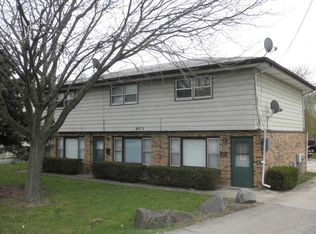 903 Montgomery Rd, Montgomery, IL 60538