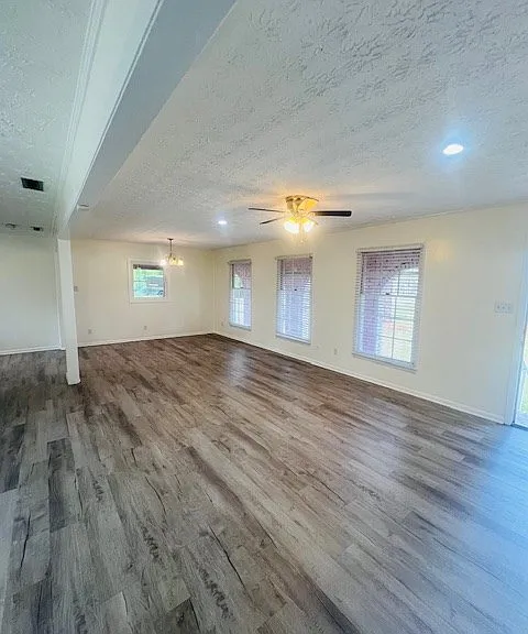 908 Habersham Rd — Photo 2