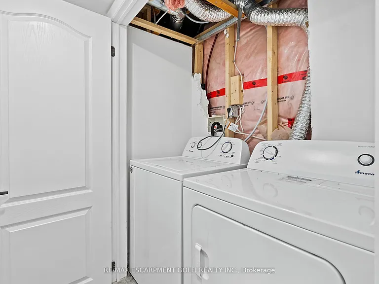6087 Eaglewood Dr #LOWER — Photo 9