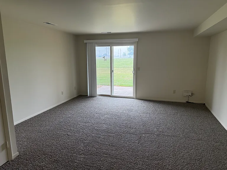 1501 Superior Dr #8 — Photo 8