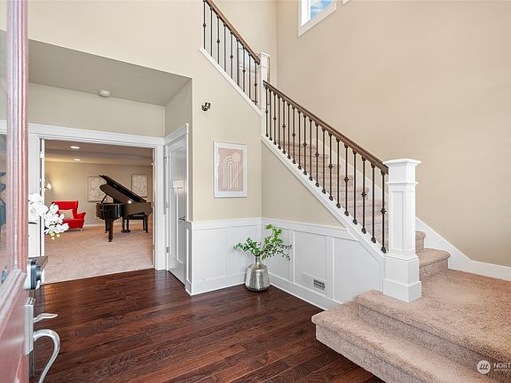 5th image of 23161 SE 52nd Street