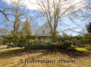 64 Hunters Brook Rd, Sagamore Beach, MA 02562