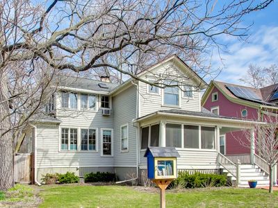 1123 Main St, Evanston, IL, 60202