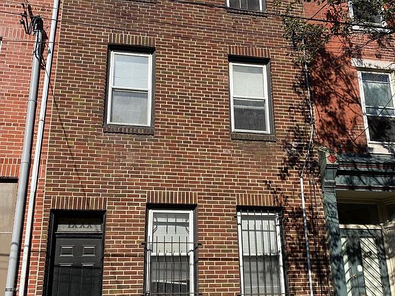 5th image of 920 E Passyunk Ave APT 1