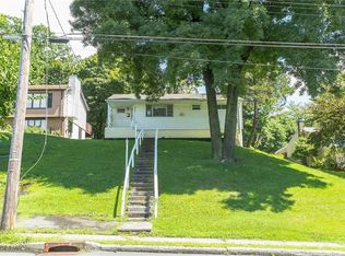 605 Depew St, Peekskill, NY 10566