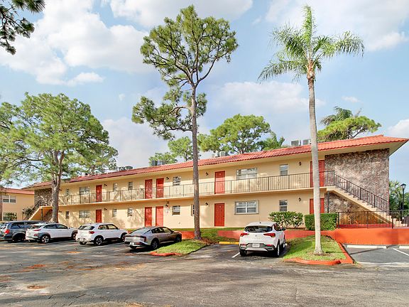 3rd image of 1989 SW PALM CITY Road #C