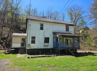 3 Lincoln Row, Connellsville, PA
