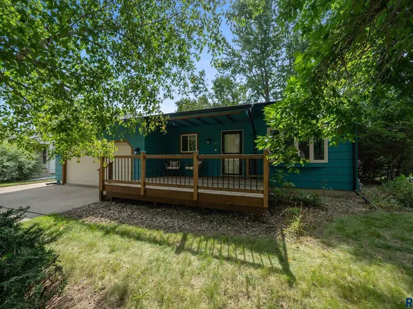 4509 E Belmont St, Sioux Falls, SD 57103