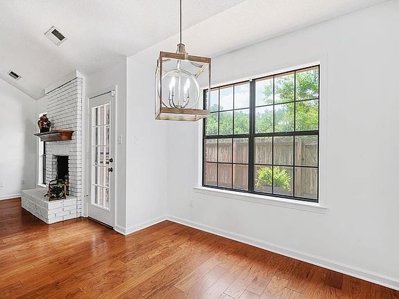 4th image of 1179 Scarlet Tanager Ln
