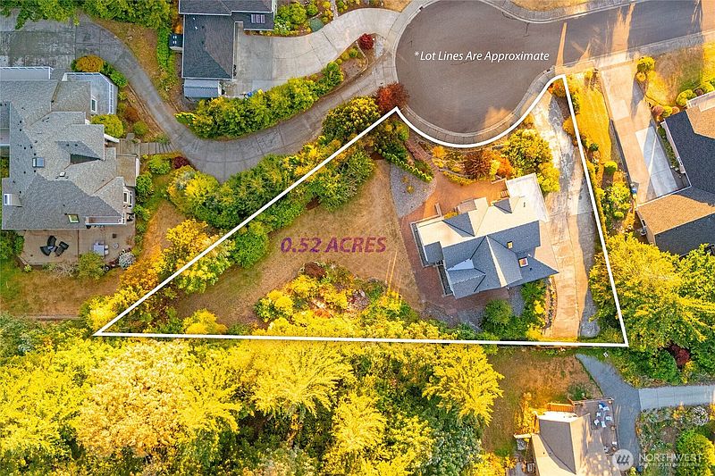 5th image of 1015 Lone Tree Court