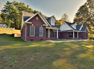 8634 Reedy Creek Rd, Bristol, VA 24202