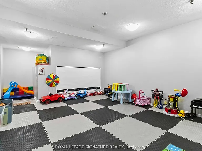 85 Emmett Ave #1403 — Photo 31