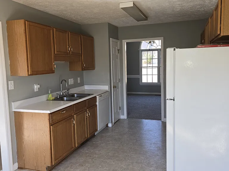 515 Killeen Rd — Photo 11