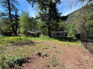 240 Smith Rd, Squamish Lillooet, BC V0K 2H0