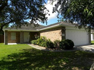 3243 Meadow Bay Ln, Dickinson, TX 77539