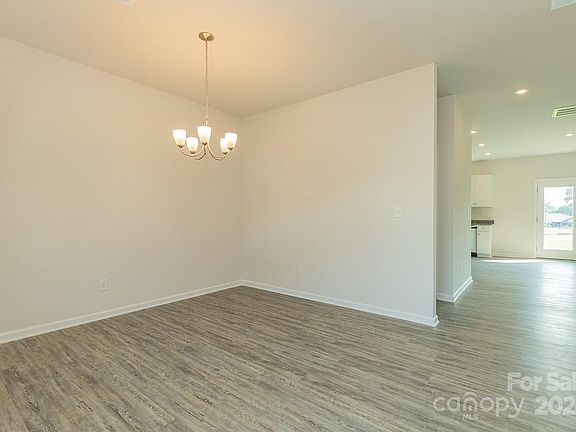 5th image of 7539 Bridle Ct #4