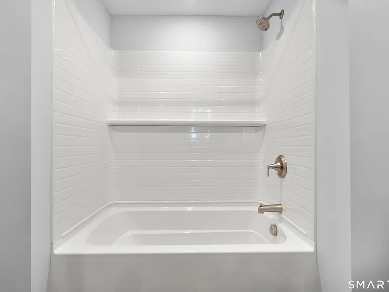 43 Elmwood Ave — Photo 19