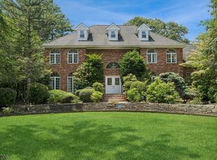 17 N Ridge Rd, Denville, NJ 07834