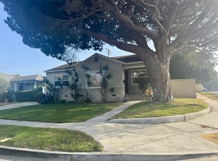 1150 Lynngrove Dr, Manhattan Beach, CA 90266