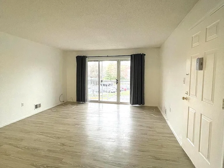 16 Aspen Ct #16 — Photo 5