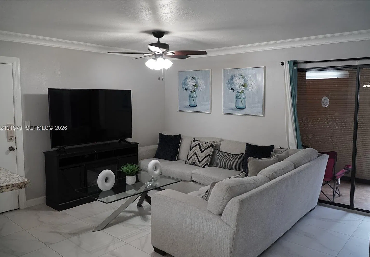 Belfort Condominium — Photo 4