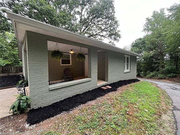 3rd image of 363 Sowers Rd
