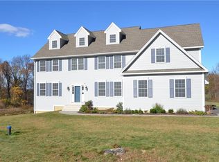 6 Fallen Leaf Rd, Newtown, CT 06470