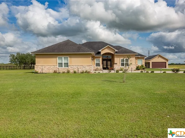 235 Bella Vista St, Victoria, TX 77905