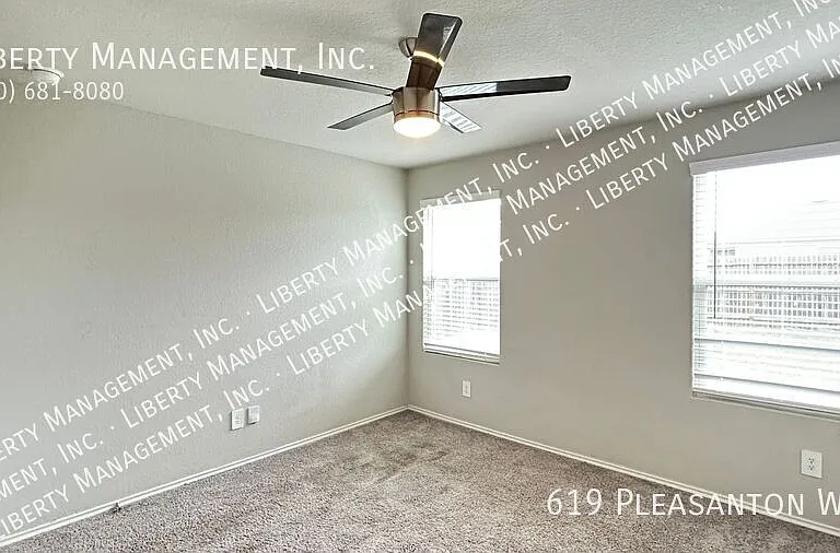 619 Pleasanton Way — Photo 17