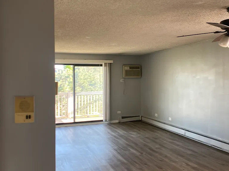 255 Gregory St — Photo 5