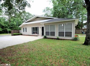 5900 McMurray St, Mobile, AL 36609