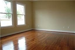 5th image of 712 Northwood St