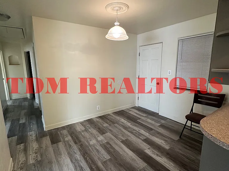 1226 W Atherton Rd — Photo 5
