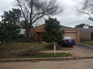 4515 Wildacres Dr, Houston, TX 77072