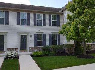 722 E Newport Rd, Lititz, PA 17543