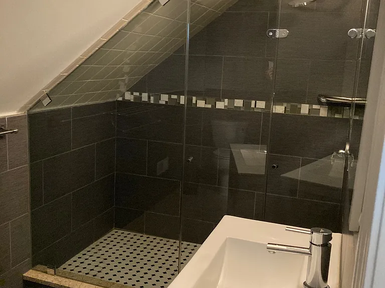 16 Aberdeen Ave #16 — Photo 33