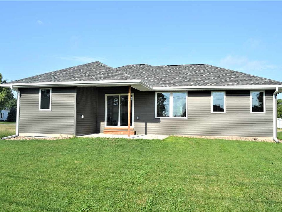 2nd image of 1107 D Ave