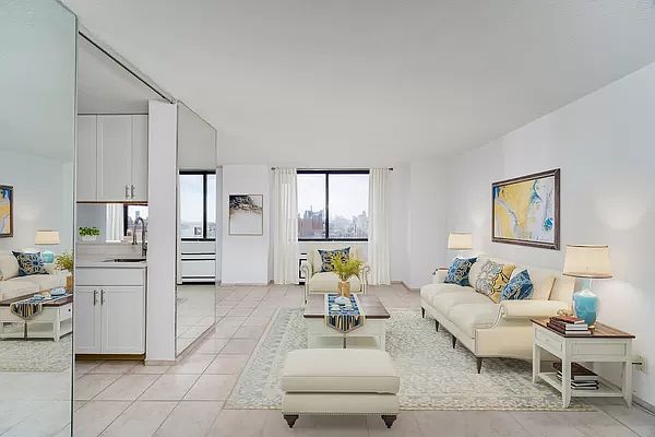 1st image of 275 W 96th St APT 30G