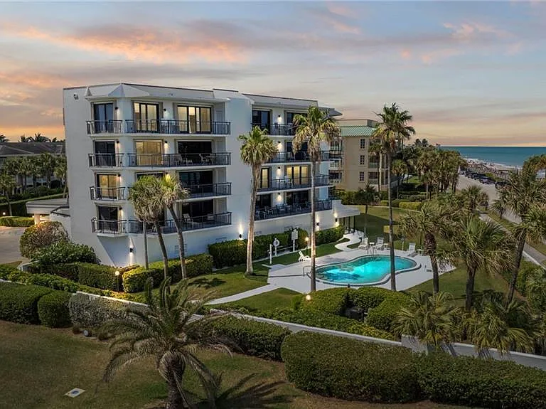 4101 Ocean Dr — Photo 26