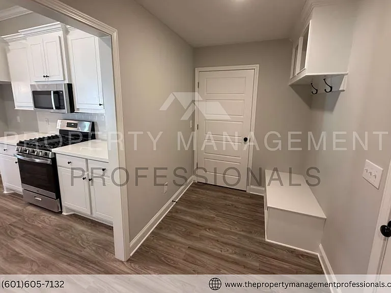 563 Patrick Farms Dr — Photo 28