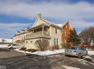 344 E Main St, Leola, PA