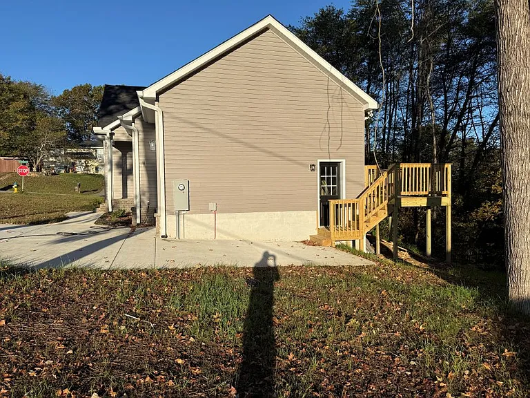 6566 Esquire Dr — Photo 16