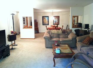 15 Kessel Ct APT 25, Madison, WI 53711
