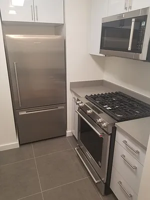 Rented by Manhattan Apartment Organization | media 52