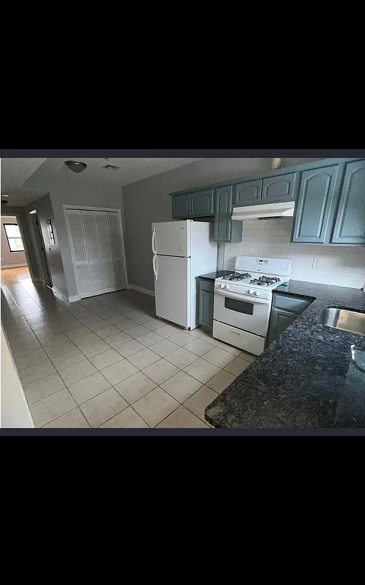 1 bed, $1,700 — Photo 1