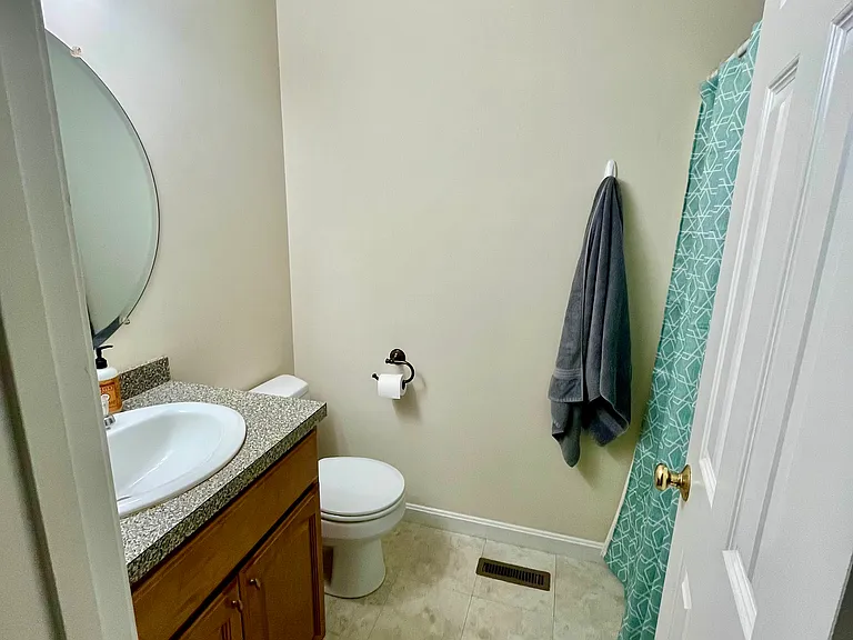 965 Worcester Rd — Photo 11