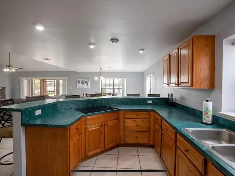 3116 Tanglewylde Ave — Photo 8